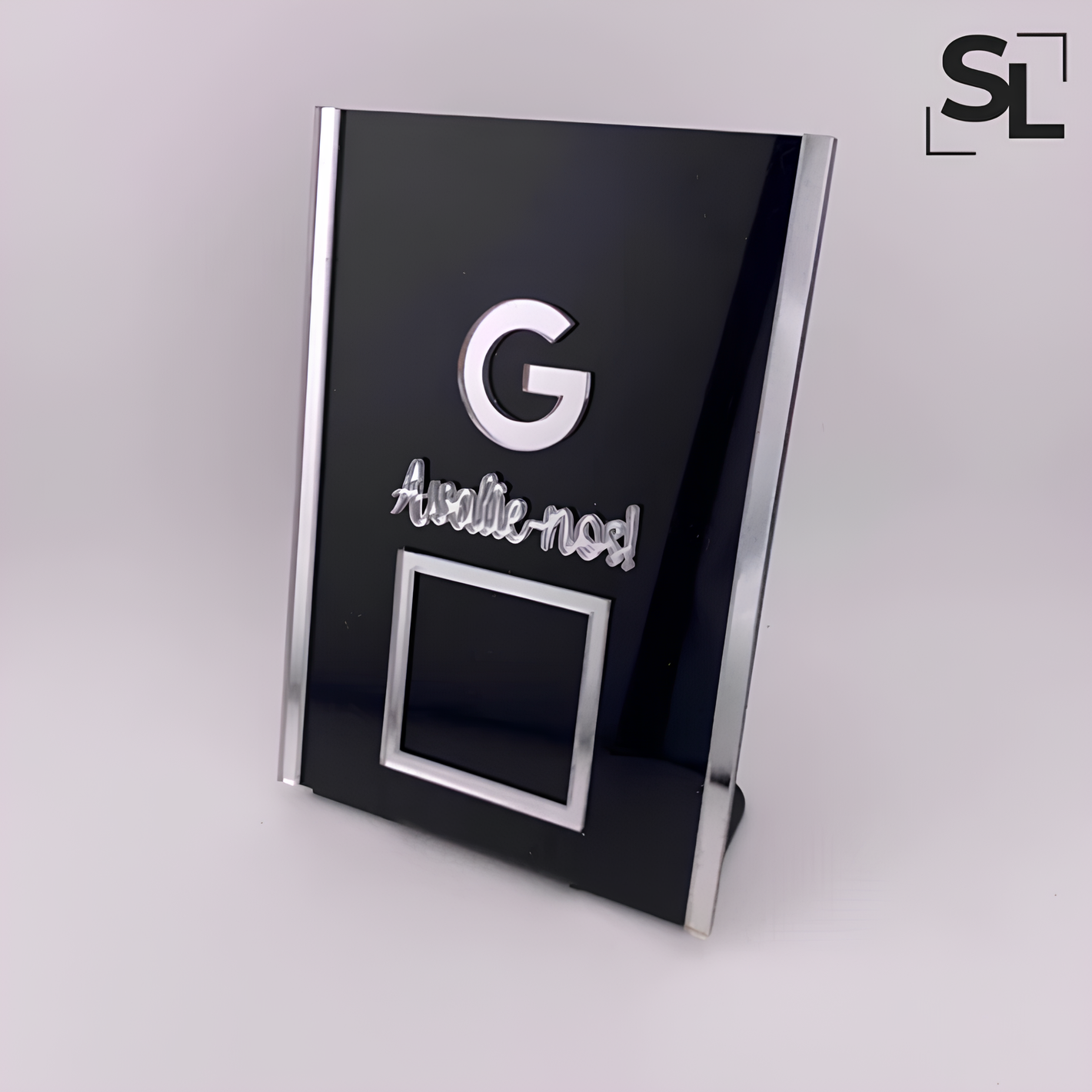 Placa em Acrílico com 1 ou 2 QR Codes